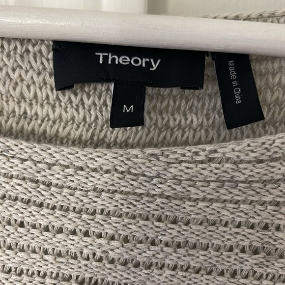 Theory Pullover Sweater Size Medium - Picture 3 of 4